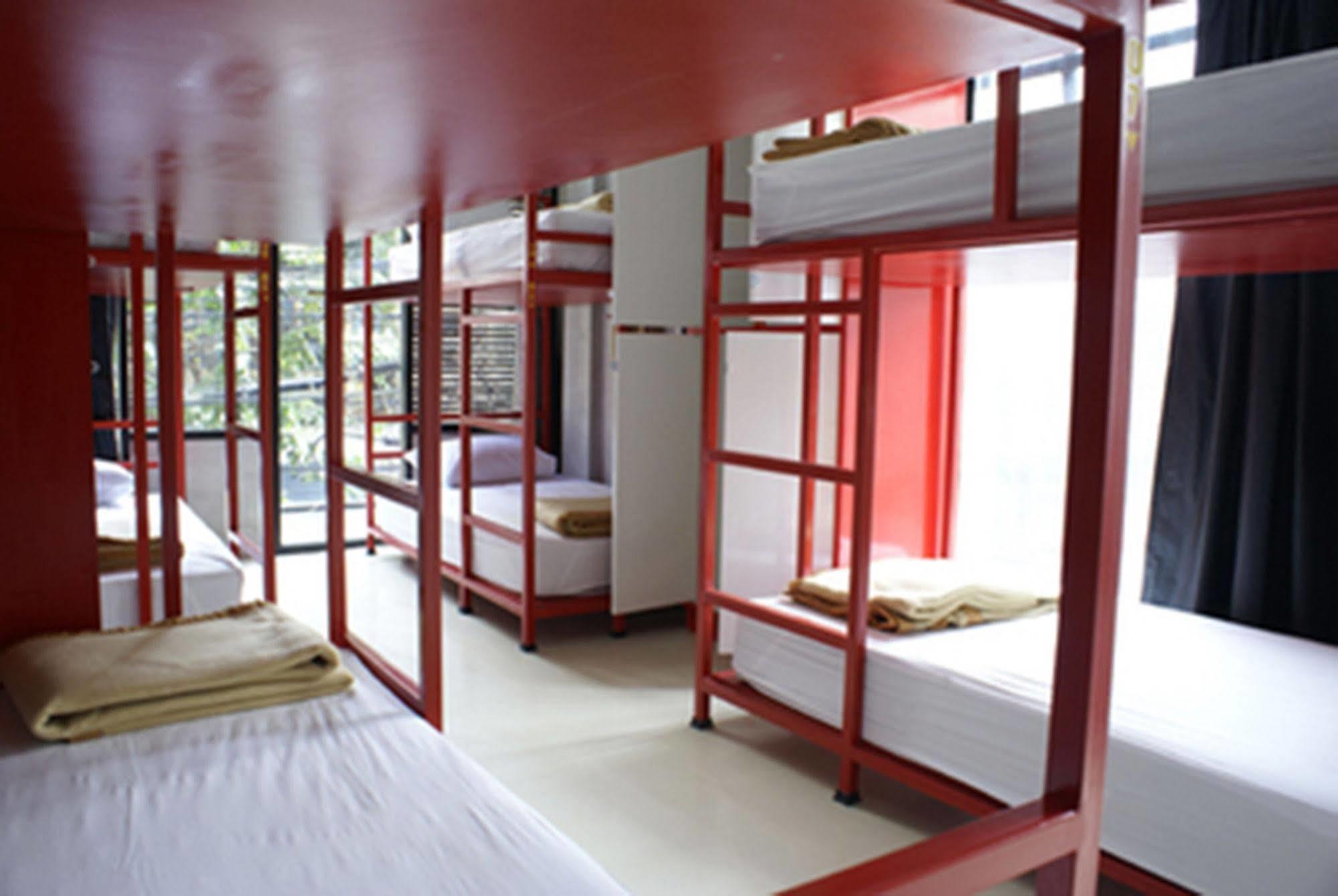 Lub D Bangkok Silom Pansiyon Dış mekan fotoğraf